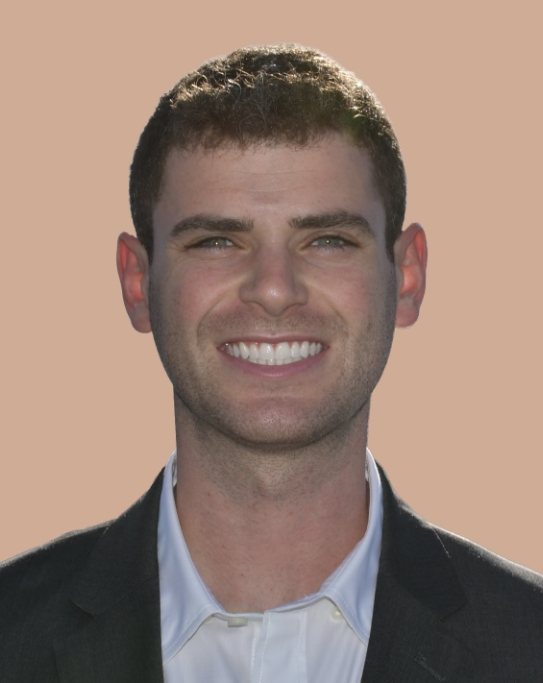 New York dentist Doctor Sam Metzger smiling
